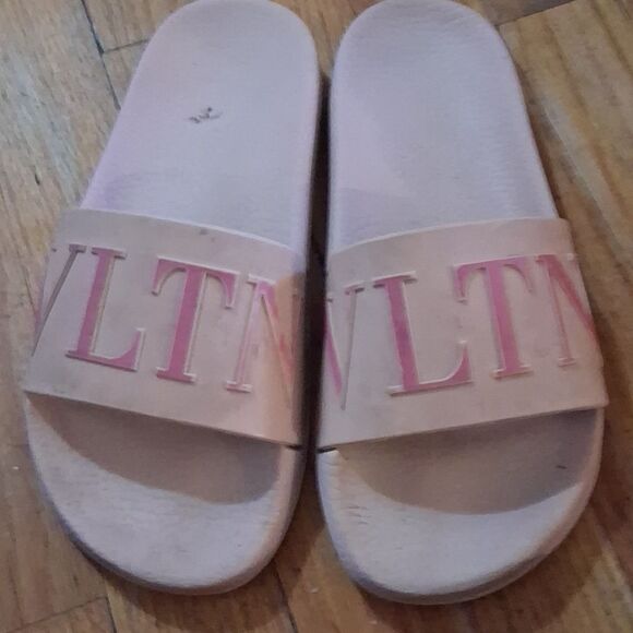 Valentino Garavani Pink Slide Sandals Size 8.5 - Picture 5 of 8